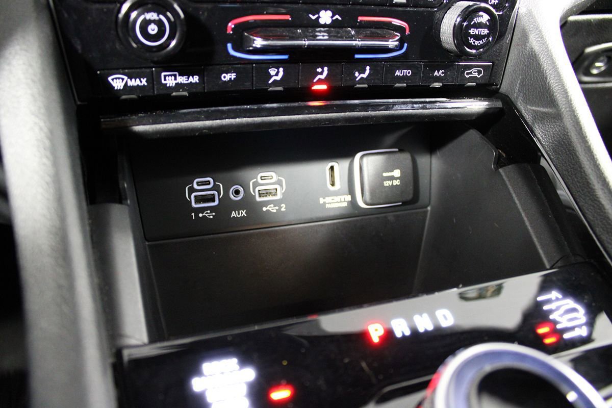 Used 2022 Jeep Grand Cherokee Trailhawk AWD/4WD image 22