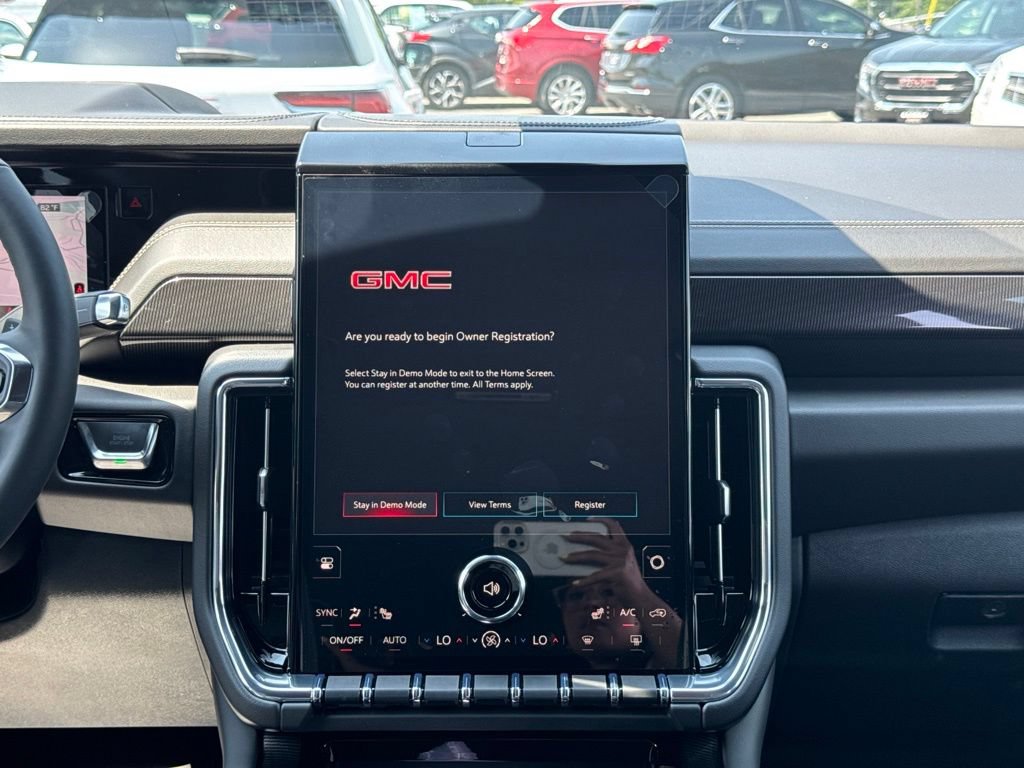 New 2026 GMC Yukon XL Elevation w/ LPO, Elevation Black Package RWD image 23