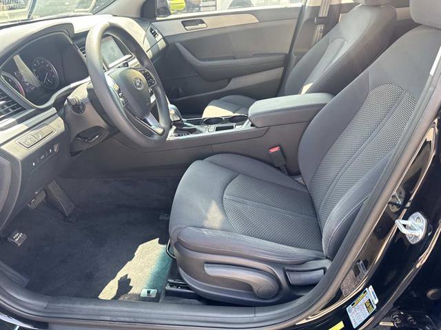 Used 2019 Hyundai Sonata SE FWD image 18