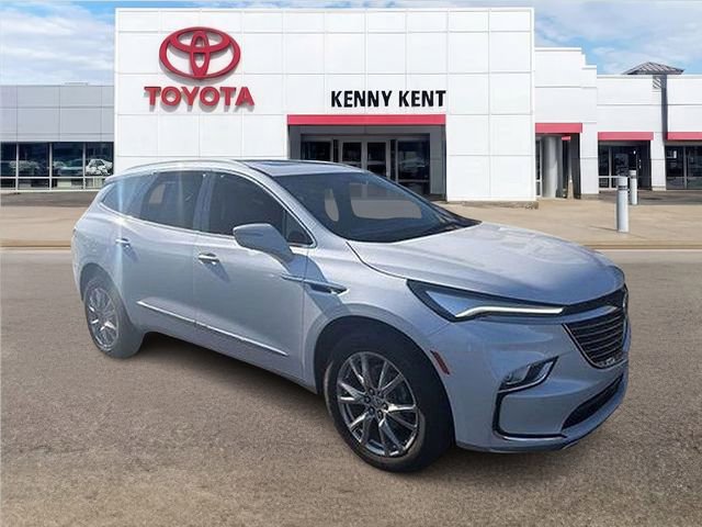 Used 2023 Buick Enclave Premium w/ Experience Buick Package FWD image 1