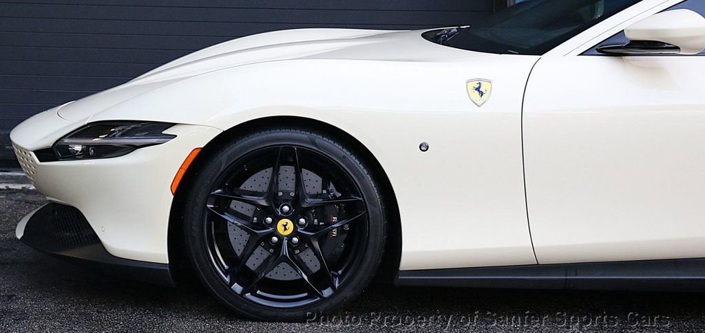 Used 2022 Ferrari Roma RWD image 14