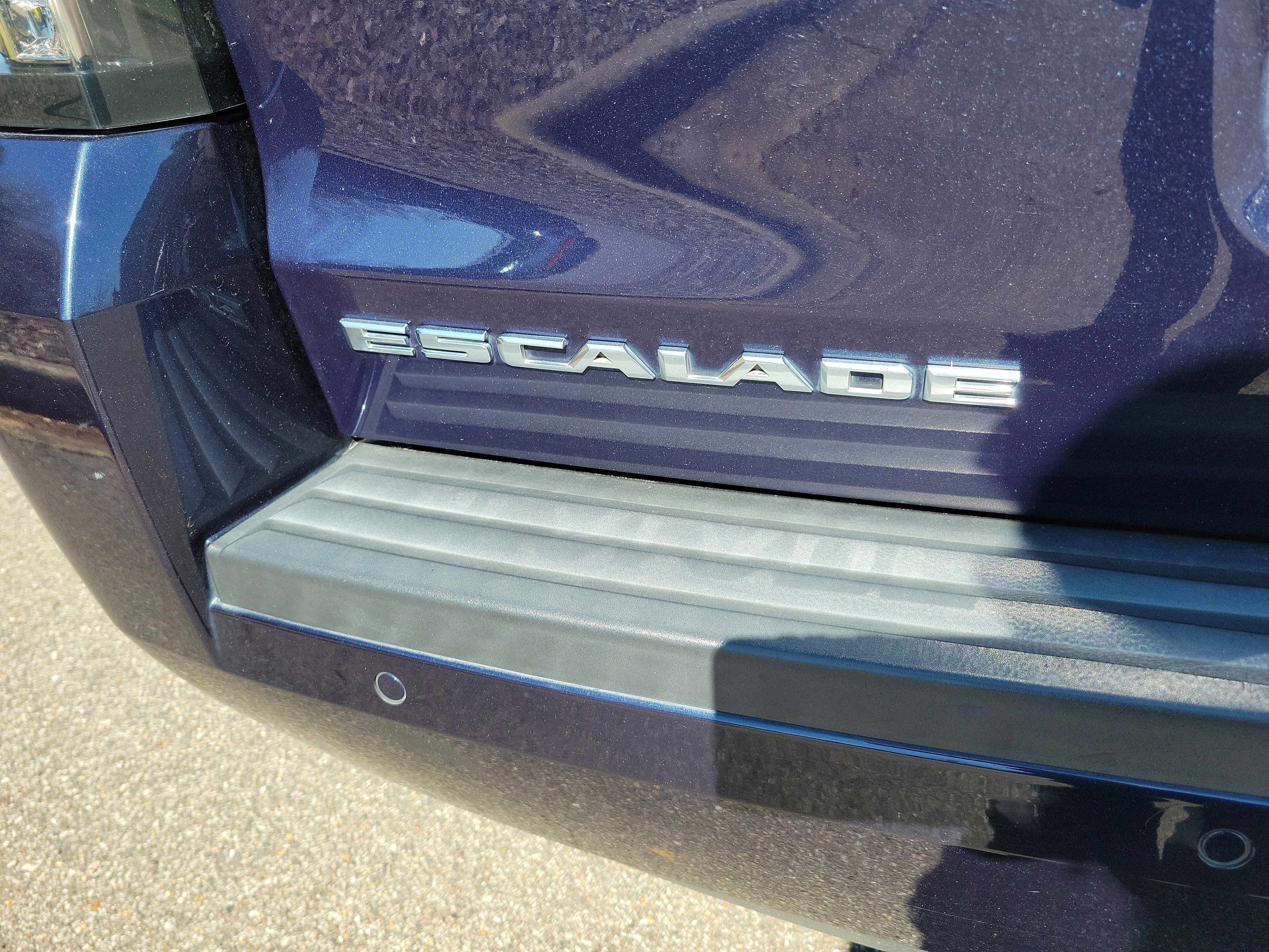 Used 2018 Cadillac Escalade ESV Platinum image 34