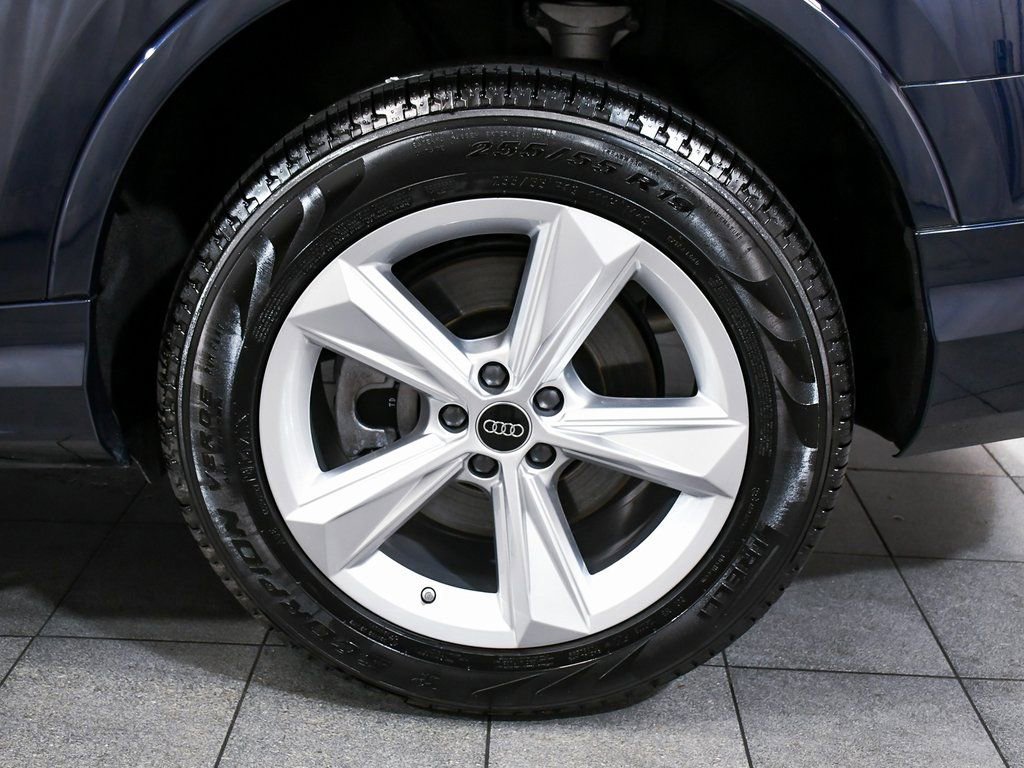 Used 2025 Audi Q7 3.0T Premium w/ Convenience Package image 8