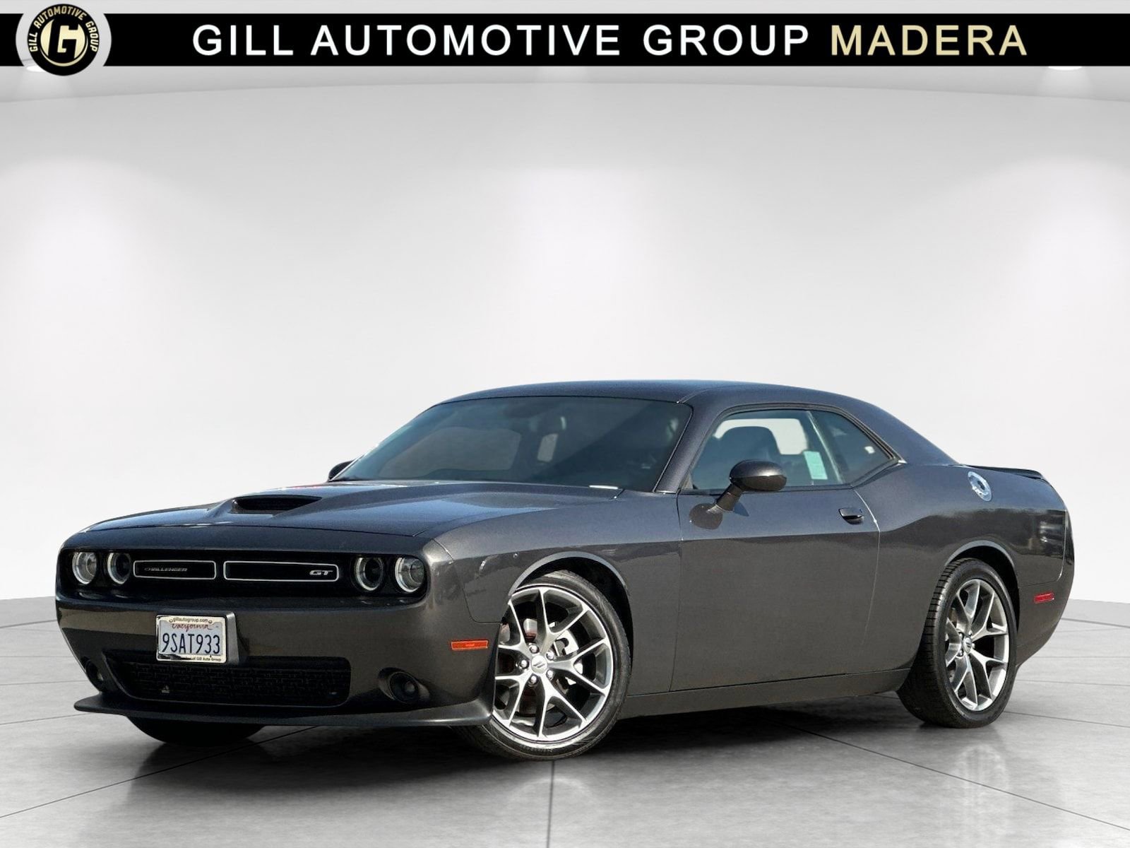 Used 2022 Dodge Challenger GT RWD image 1