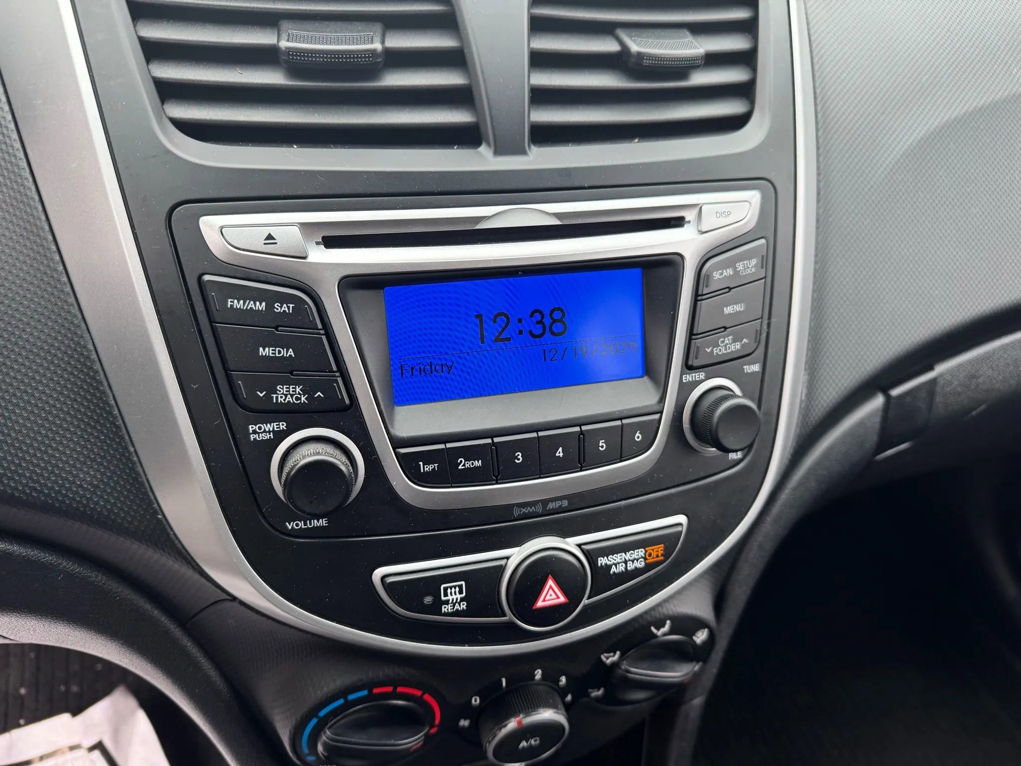 Used 2014 Hyundai Accent GS image 17