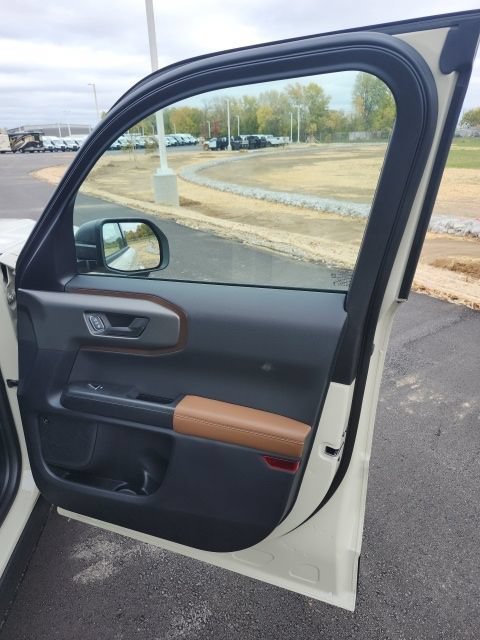 New 2025 Ford Bronco Sport Outer Banks w/ Outer Banks Tech Package+ AWD/4WD image 16