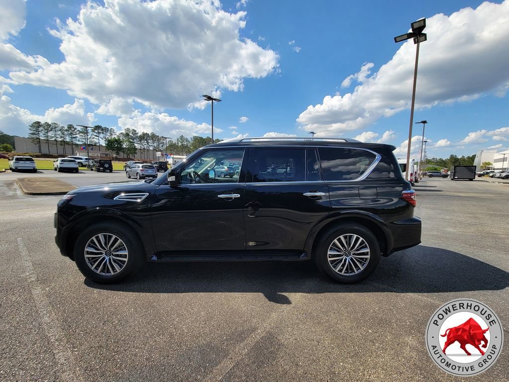 Used 2024 Nissan Armada SL w/ Captain's Chairs Package image 3