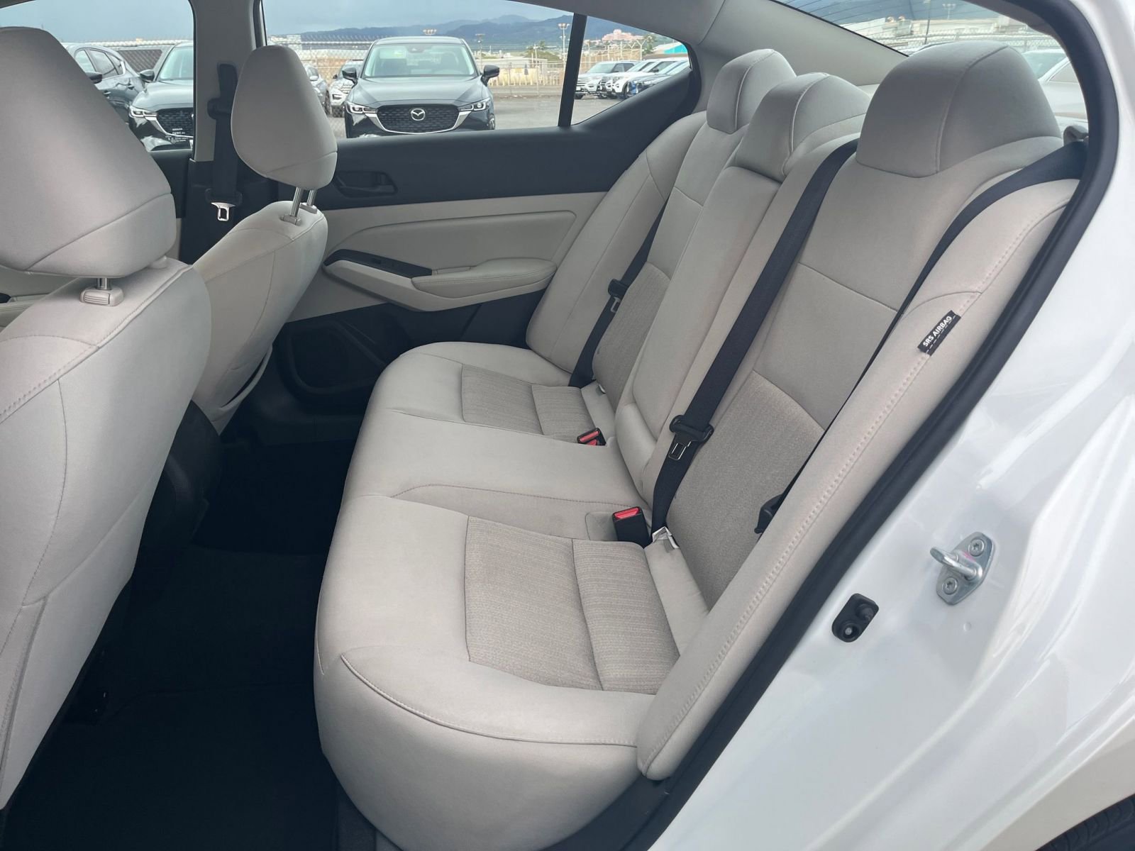 Used 2025 Nissan Altima 2.5 SV image 27