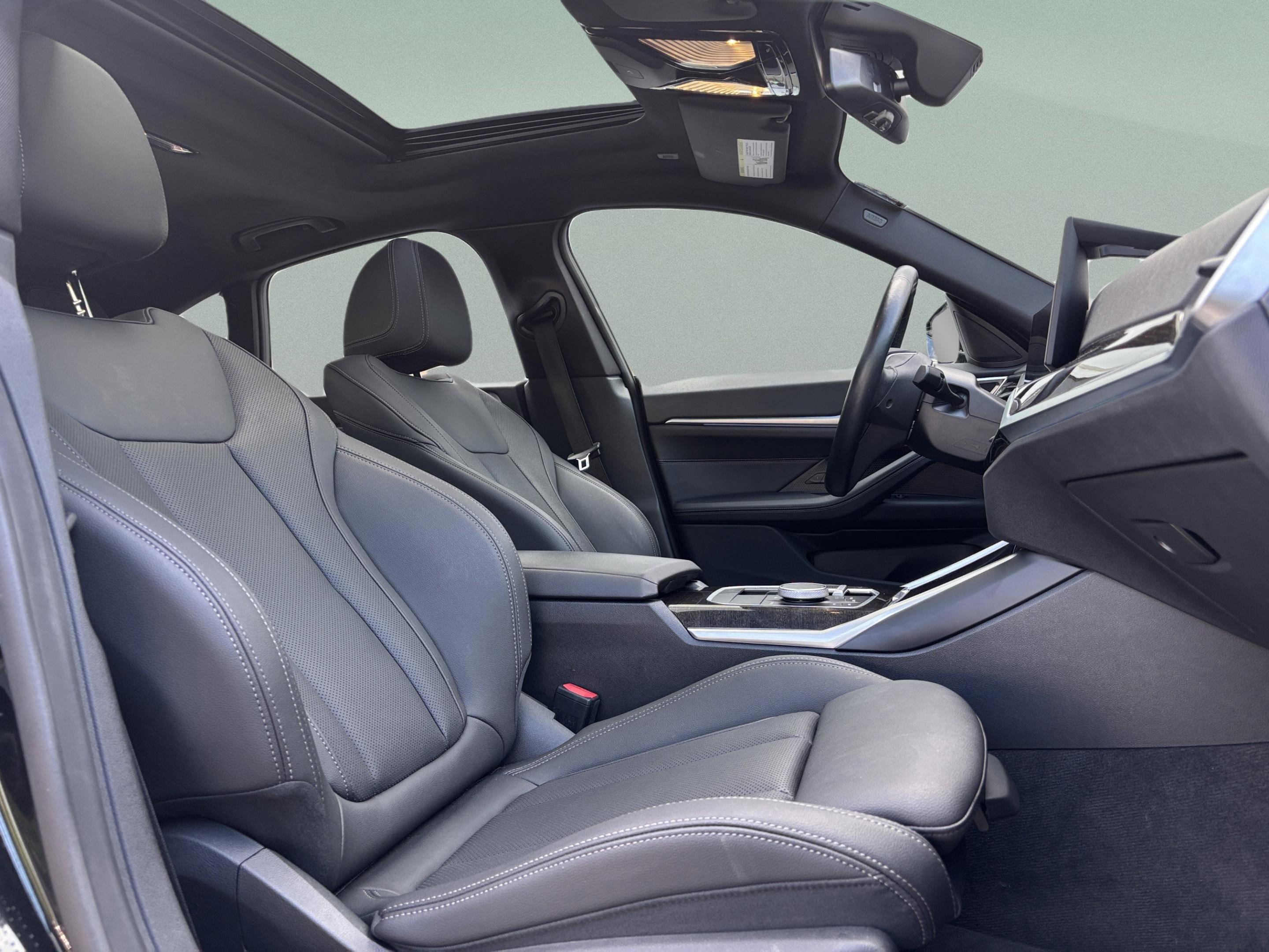 Used 2023 BMW i4 eDrive35 w/ Premium Package RWD image 23