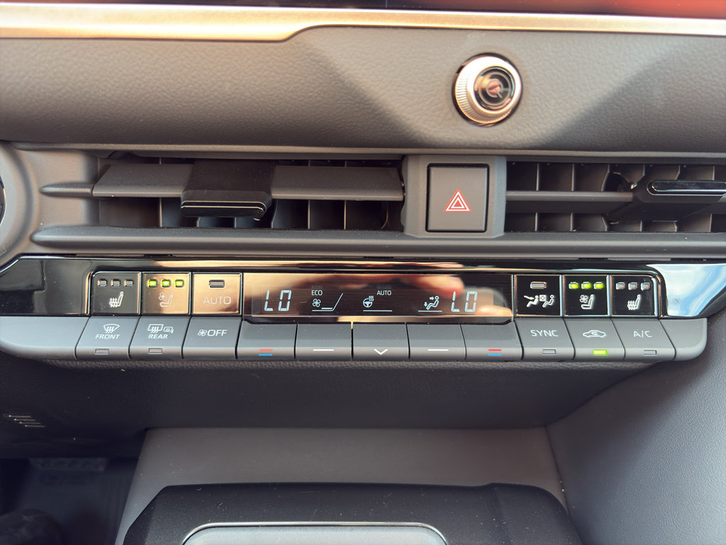 Certified 2025 Toyota Crown Signia AWD/4WD image 16