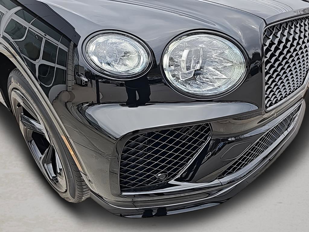 New 2025 Bentley Bentayga image 10