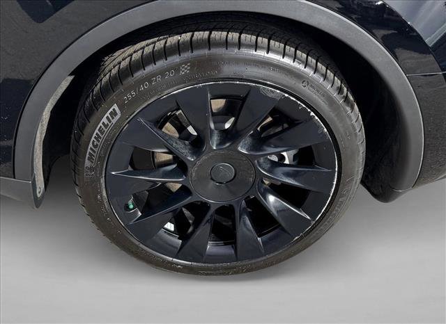 Used 2023 Tesla Model Y Long Range image 10