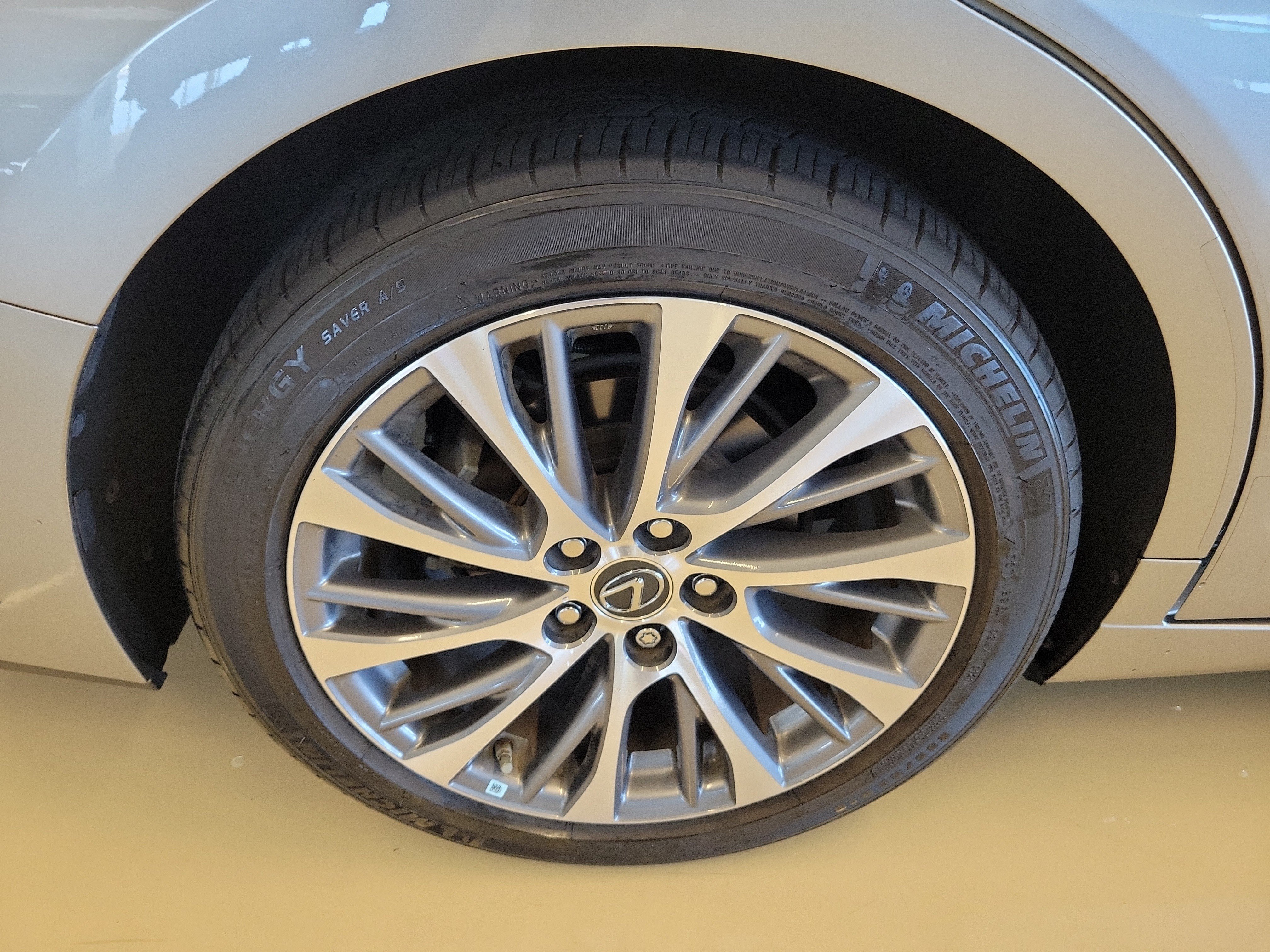 Used 2021 Lexus ES 350 w/ Premium Package FWD image 9