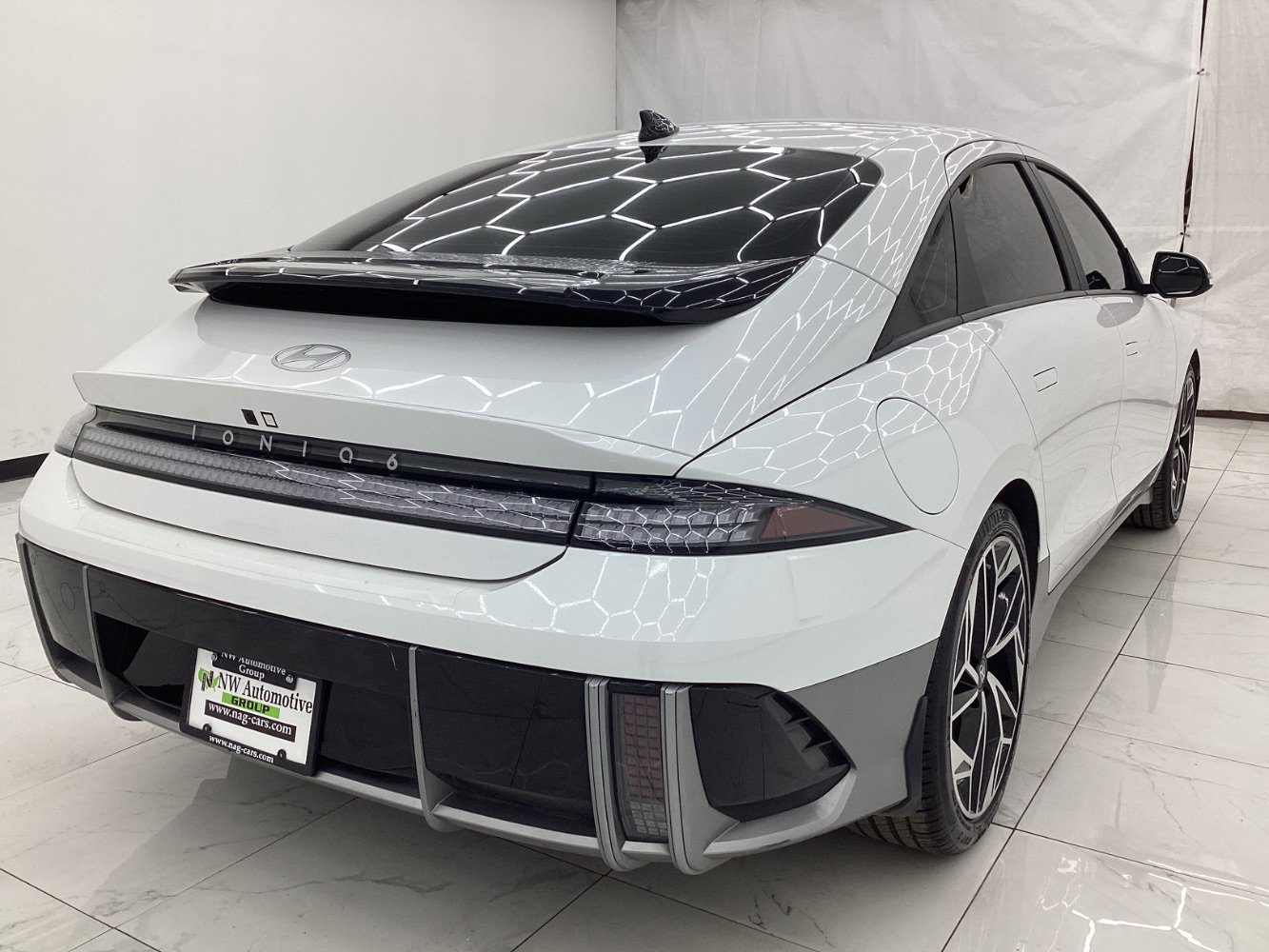 Used 2023 Hyundai Ioniq 6 SEL image 9