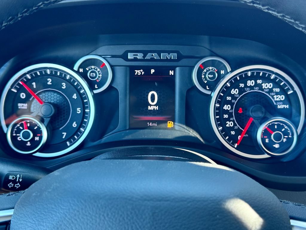 New 2026 RAM 1500 4x4 Crew Cab image 18