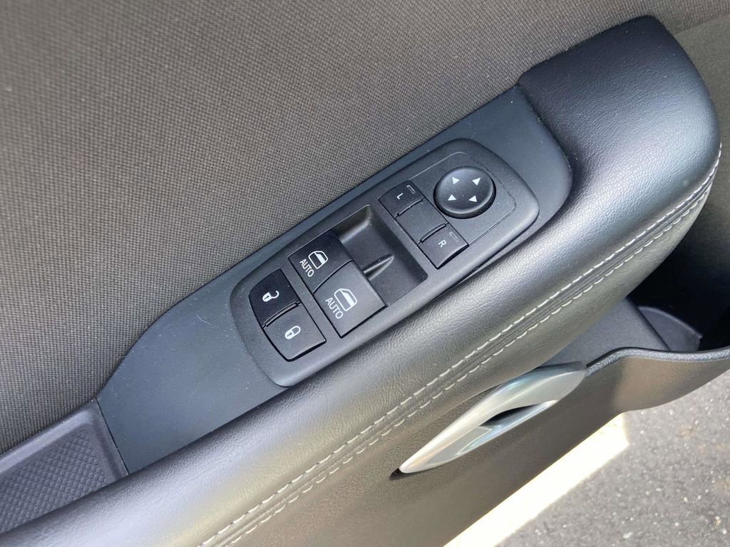 Used 2022 Dodge Challenger R/T w/ Blacktop Package image 19