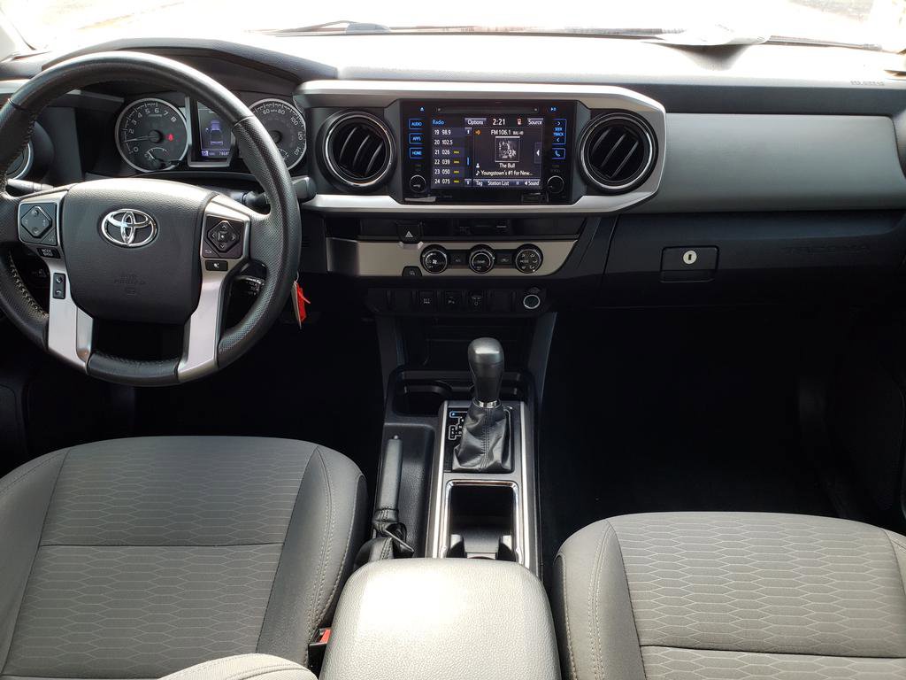 Used 2017 Toyota Tacoma SR5 w/ Tow Package image 13