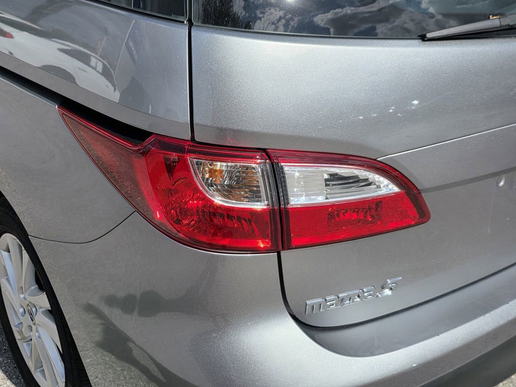 Used 2015 MAZDA MAZDA5 Sport image 7