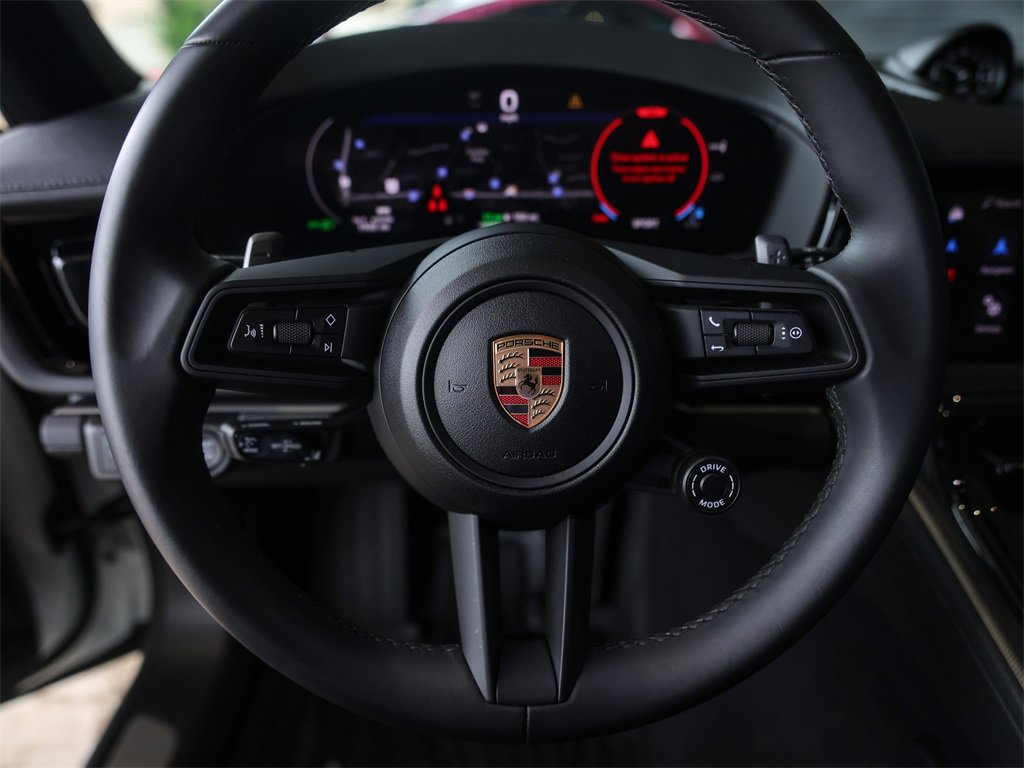 Certified 2025 Porsche Panamera 4 image 18