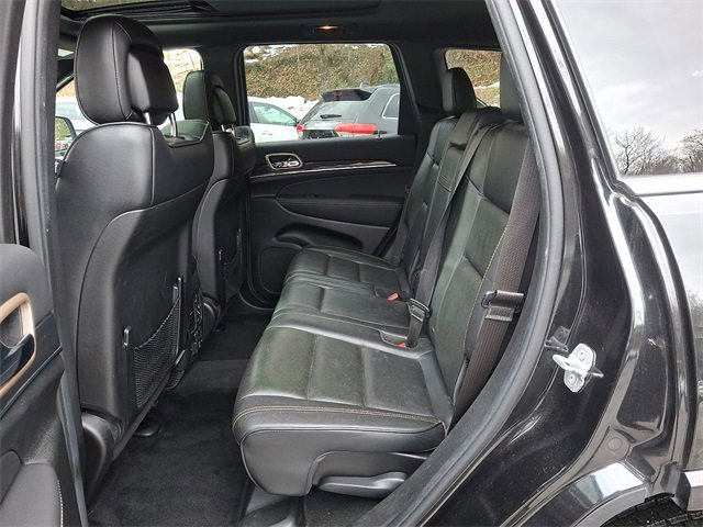 Used 2014 Jeep Grand Cherokee Overland w/ Advanced Technology Group image 12