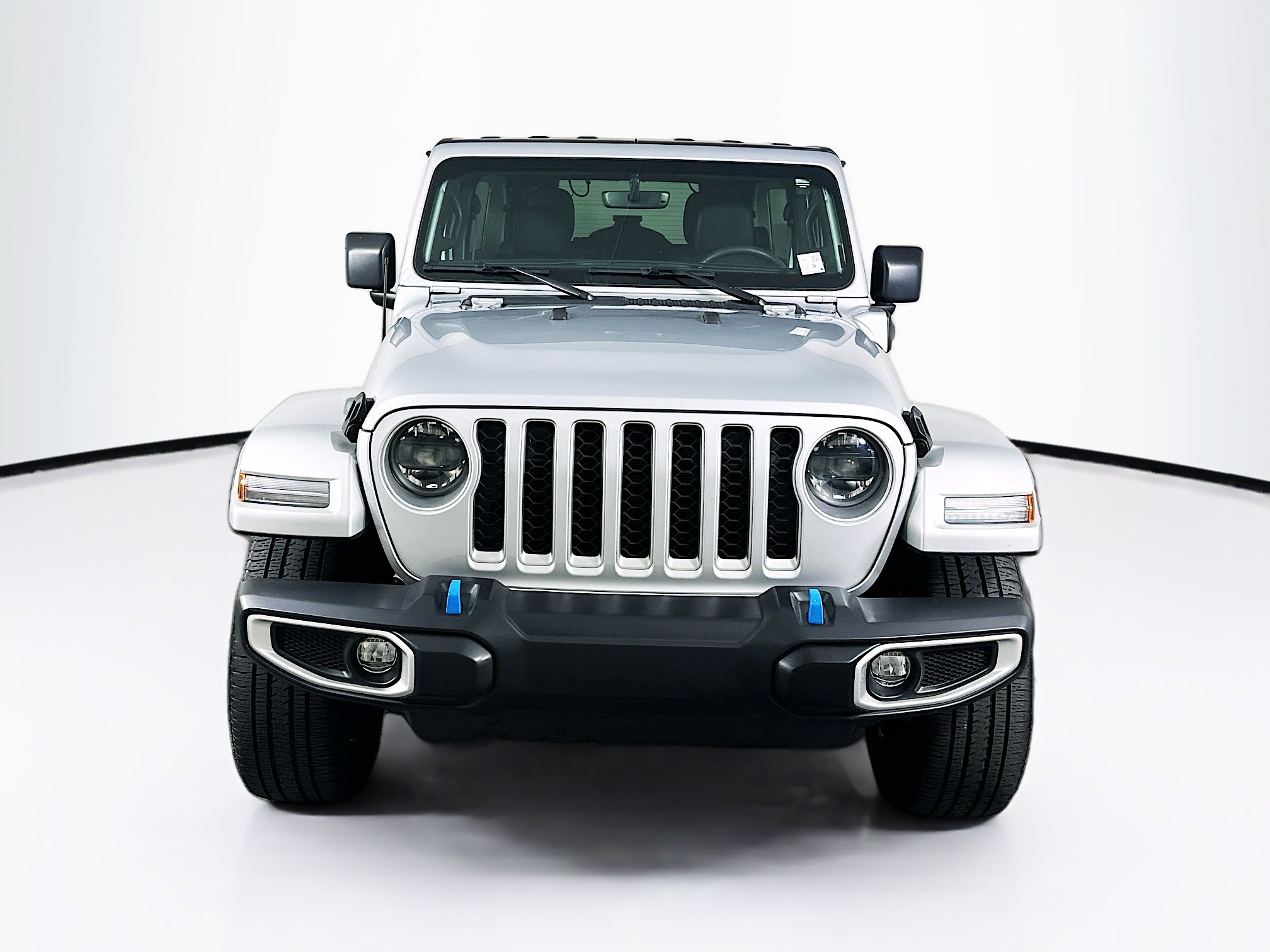 Used 2023 Jeep Wrangler Unlimited Sahara AWD/4WD image 2