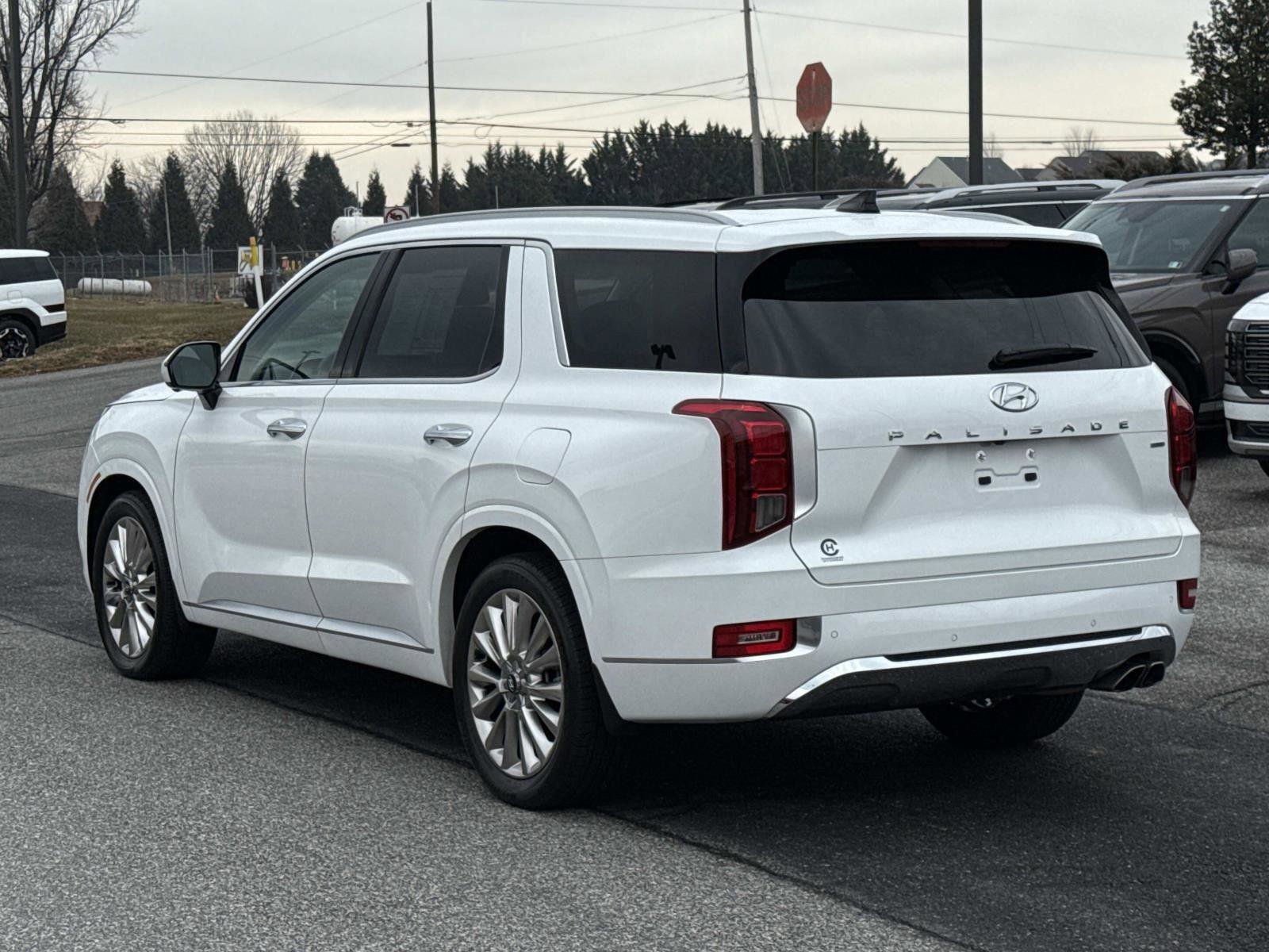 Used 2020 Hyundai Palisade Limited w/ Winter Weather Package image 27