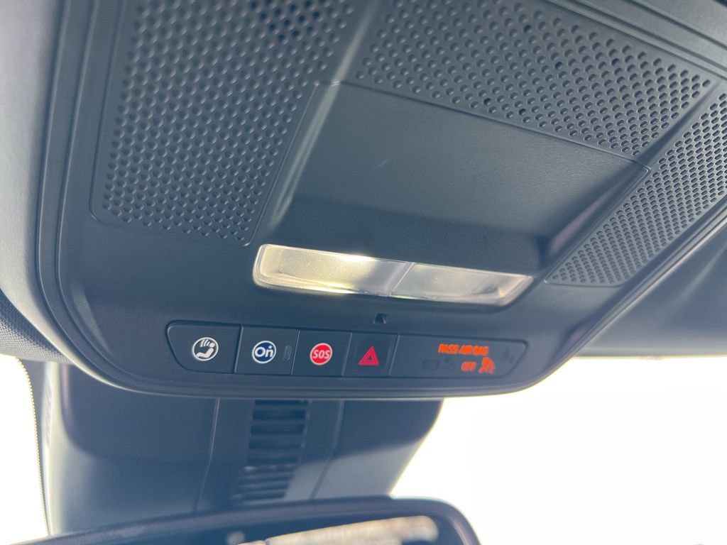 Used 2025 Buick Enclave Sport Touring image 27