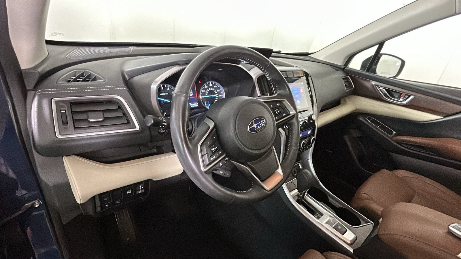 Used 2019 Subaru Ascent Touring w/ Popular Package #2 AWD/4WD image 16