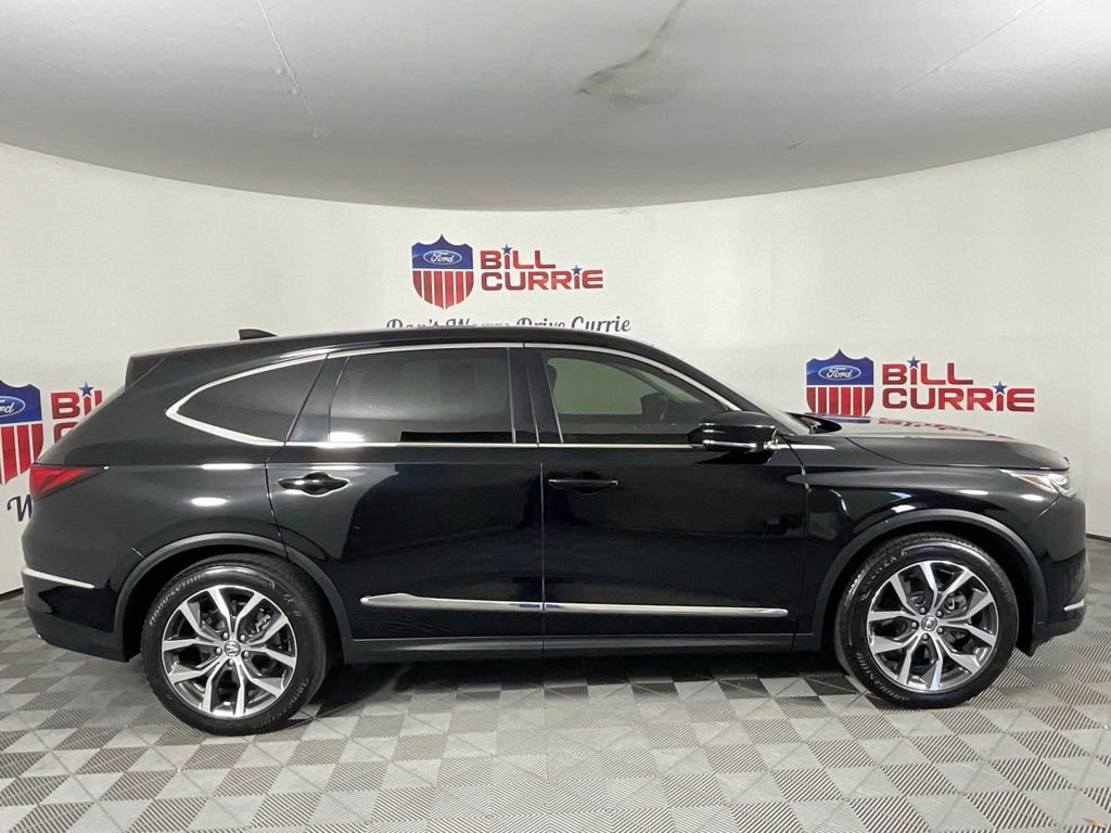 Used 2022 Acura MDX w/ Technology Package FWD image 2