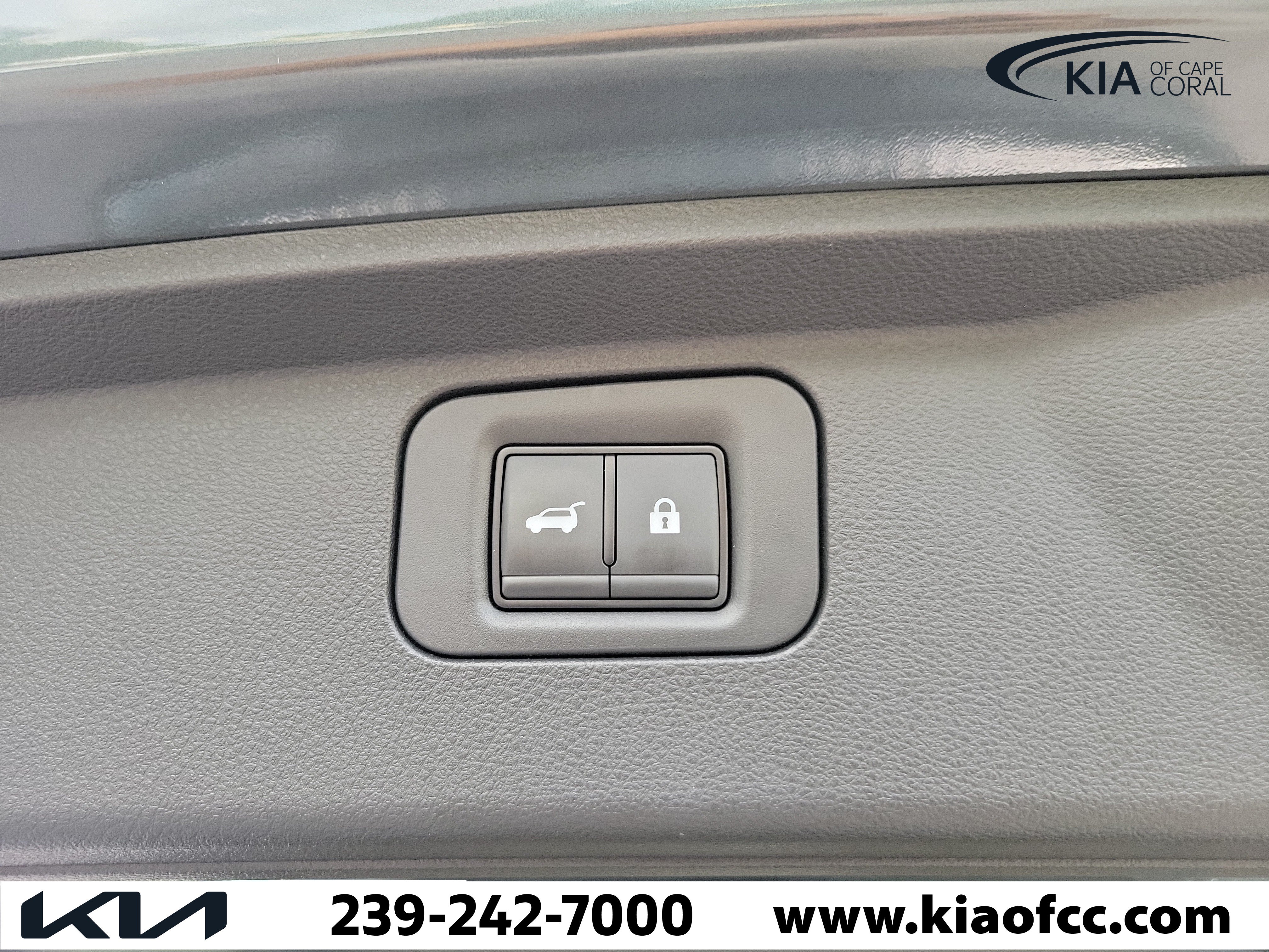 Used 2025 Nissan Armada Platinum AWD/4WD image 13