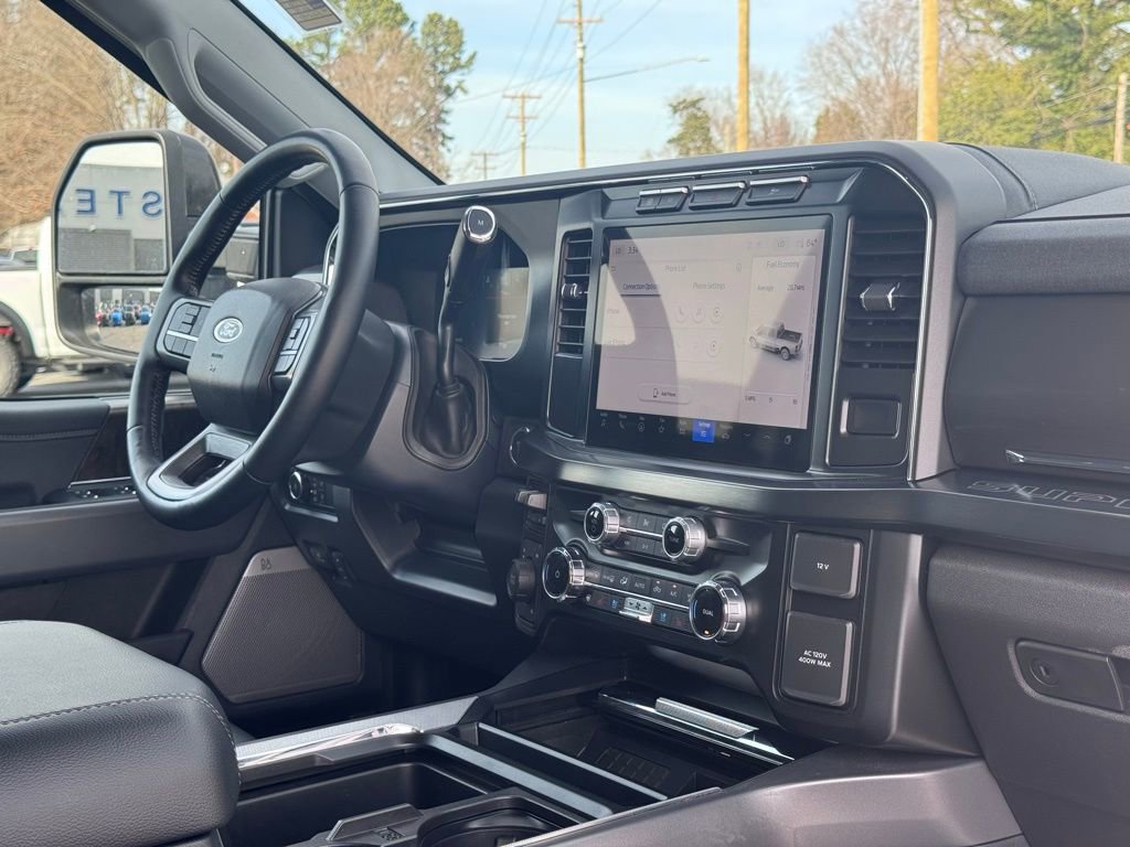 Used 2024 Ford F250 Lariat image 5