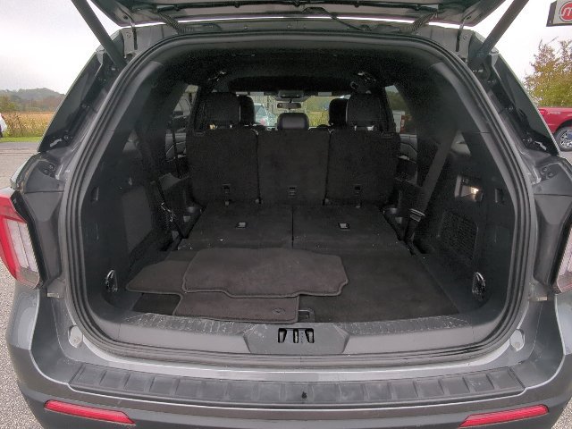 Used 2026 Ford Explorer ST-Line w/ ST-Line Street Pack AWD/4WD image 37