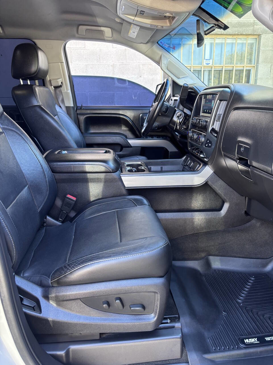 Used 2015 Chevrolet Silverado 1500 LTZ Z71 w/ Custom Sport Edition image 20