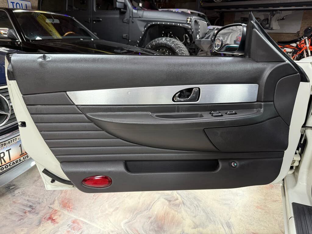 Used 2002 Ford Thunderbird RWD image 31