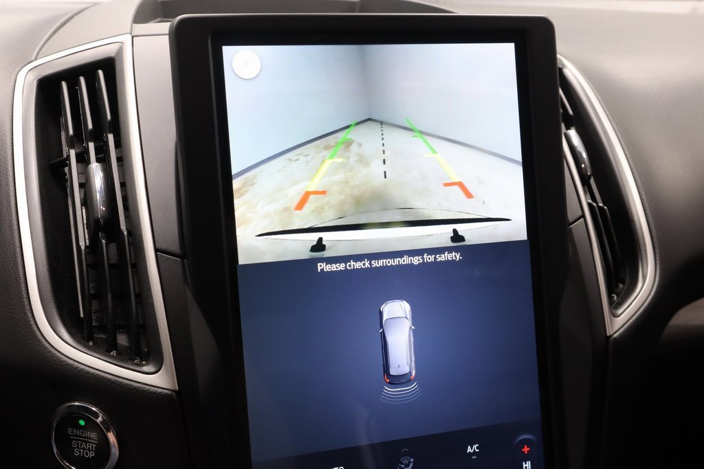 Certified 2024 Ford Edge SEL image 3