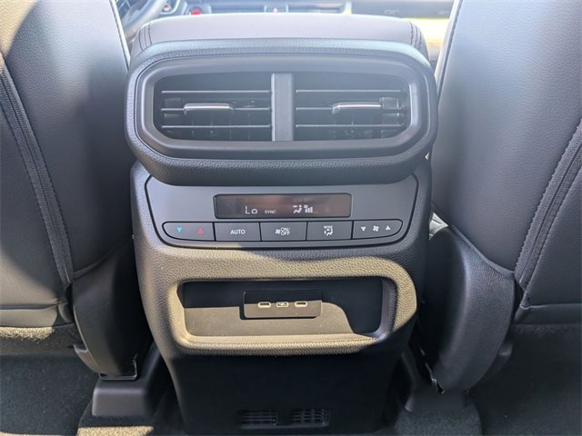 New 2025 Honda Pilot Touring image 26