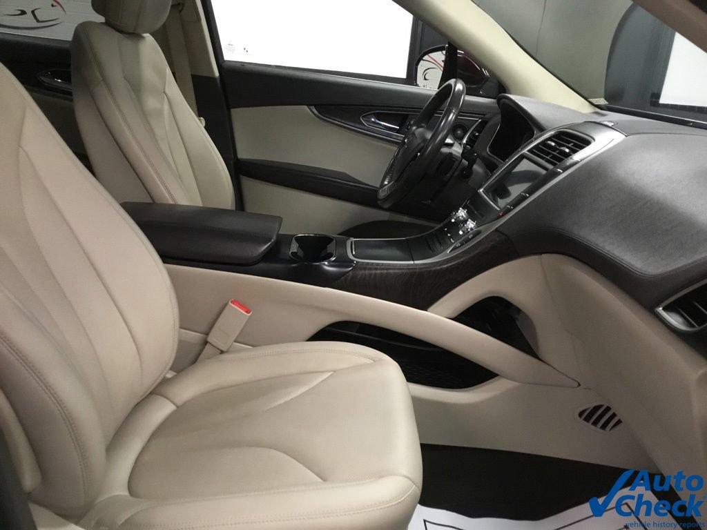 Used 2020 Lincoln Nautilus Reserve AWD/4WD image 33