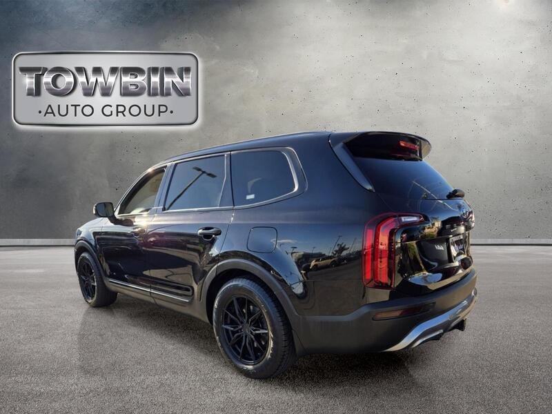 Used 2021 Kia Telluride EX w/ Towing Package FWD image 7