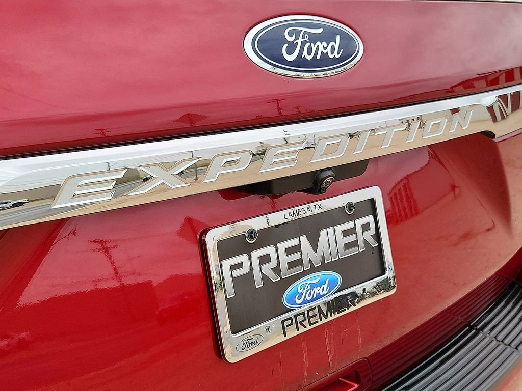 Used 2019 Ford Expedition Limited w/ Equipment Group 301A AWD/4WD image 15