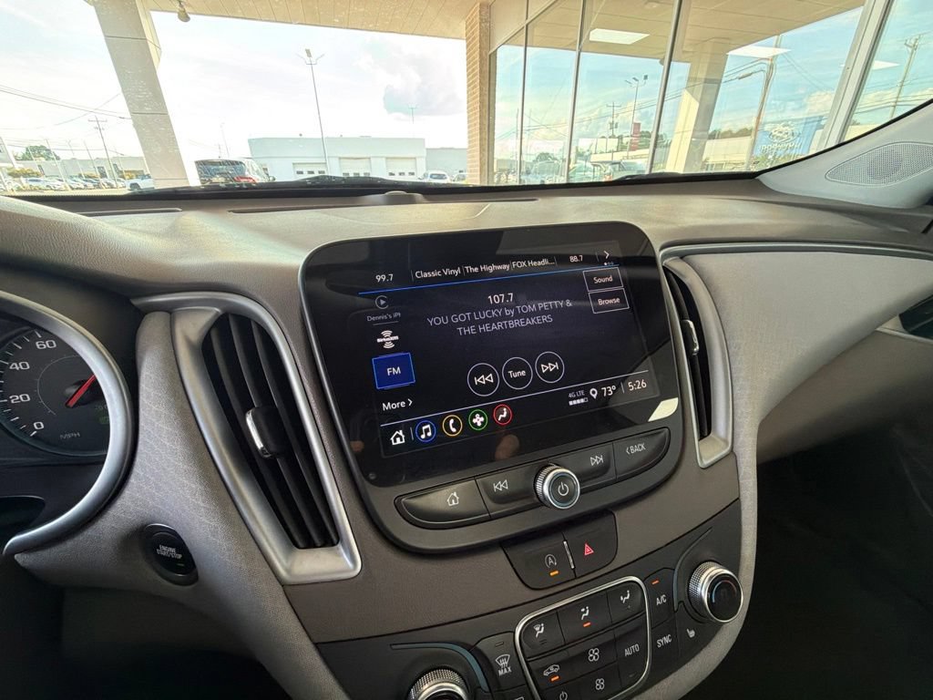 Used 2025 Chevrolet Malibu LT FWD image 25