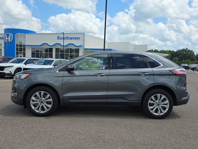 Used 2022 Ford Edge Titanium AWD/4WD image 6