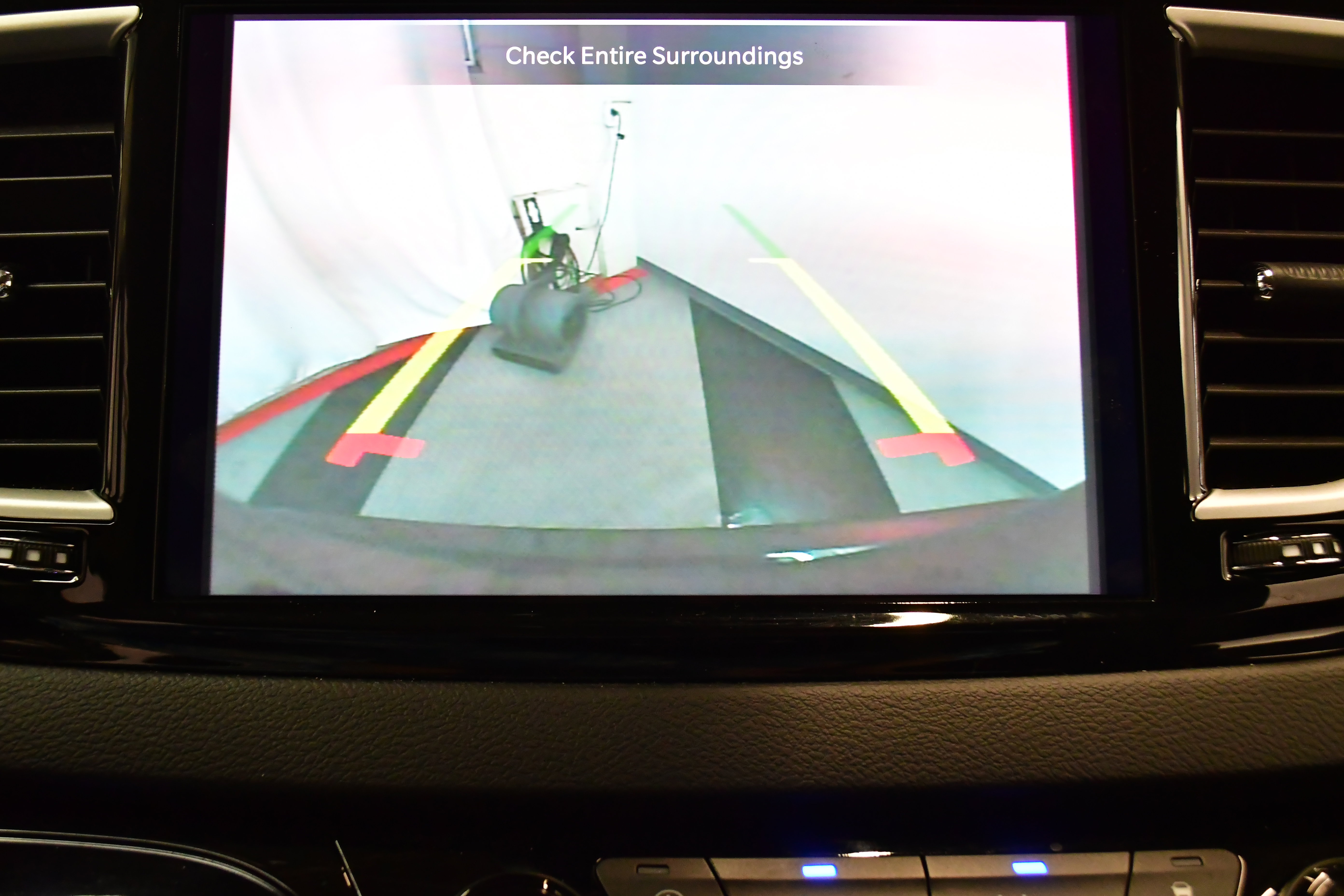 Used 2024 Chrysler Pacifica Touring-L image 52