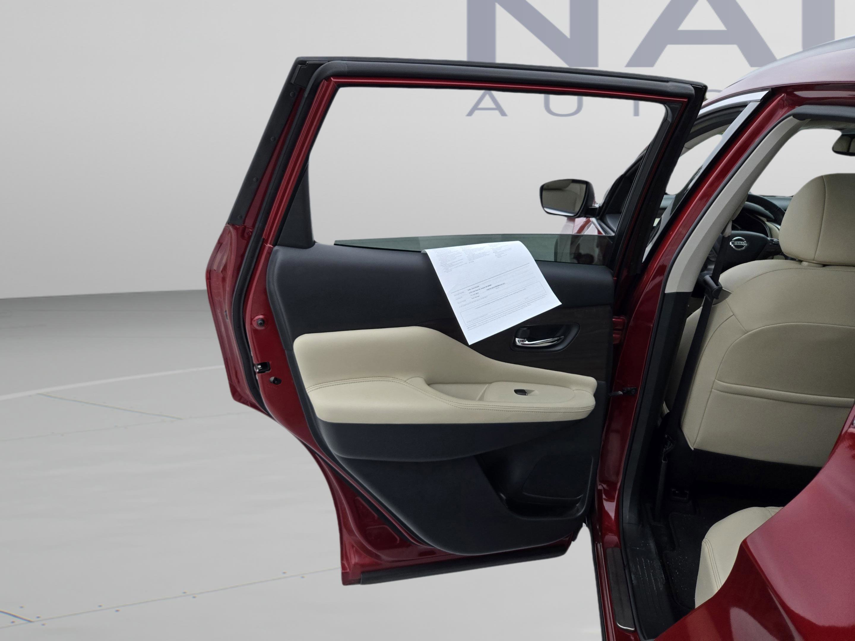 Used 2022 Nissan Murano Platinum w/ Cargo Package FWD image 28