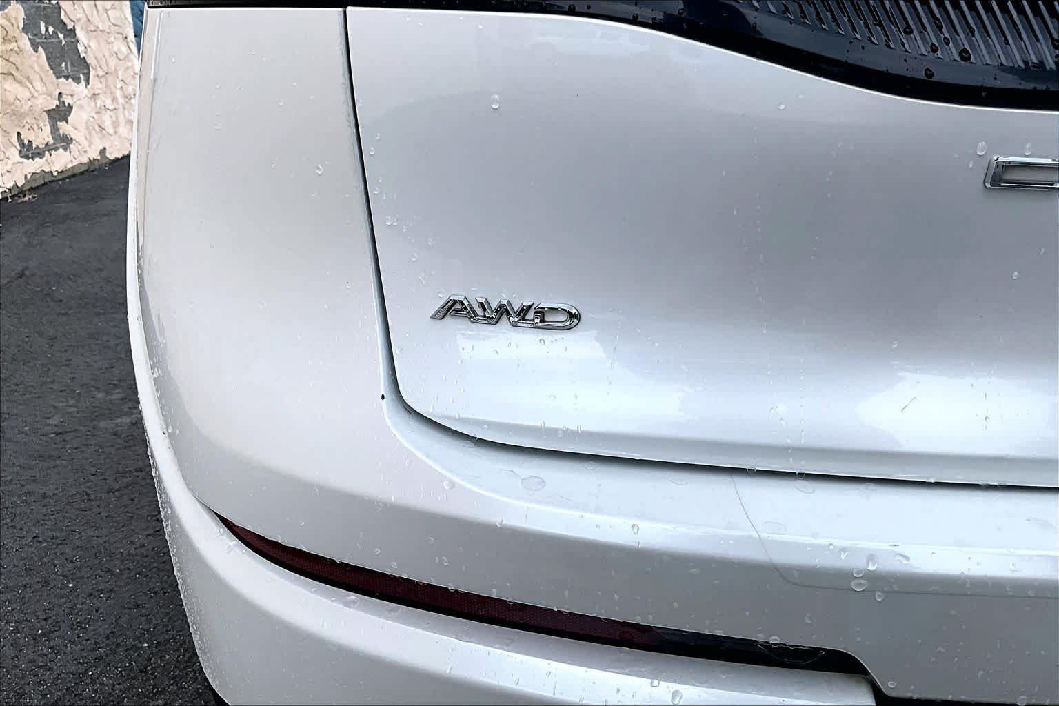 Certified 2023 Toyota Crown AWD/4WD image 10