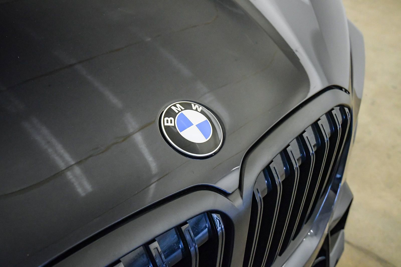 Used 2026 BMW X7 xDrive40i w/ M Sport Package AWD/4WD image 7