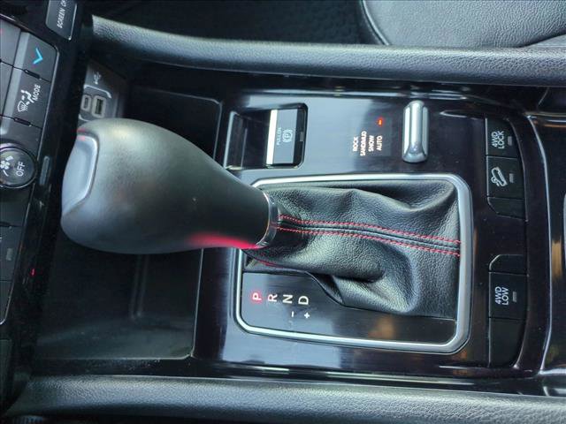 Used 2024 Jeep Compass Trailhawk image 12