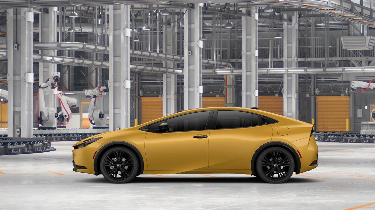 New 2026 Toyota Prius Plug-In Hybrid image 4