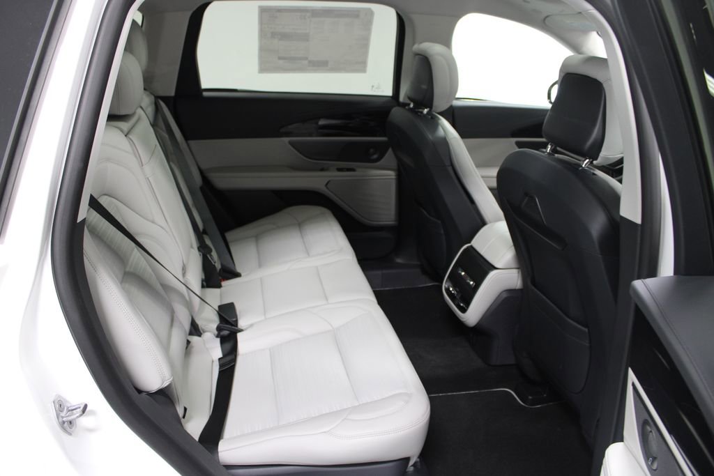 New 2026 Lincoln Nautilus Reserve AWD/4WD image 30