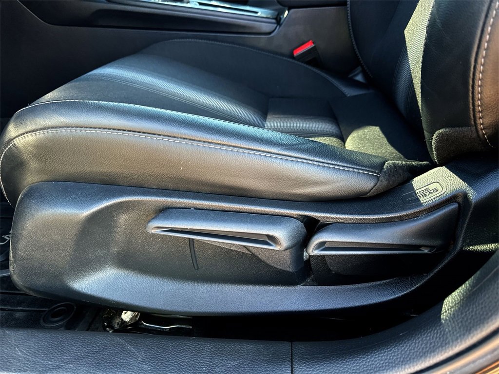 Used 2025 Honda Civic Sport Touring image 12