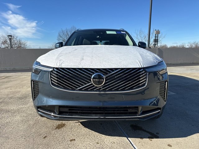 New 2026 Volvo XC90 B6 Plus w/ Protection Package Premier image 2